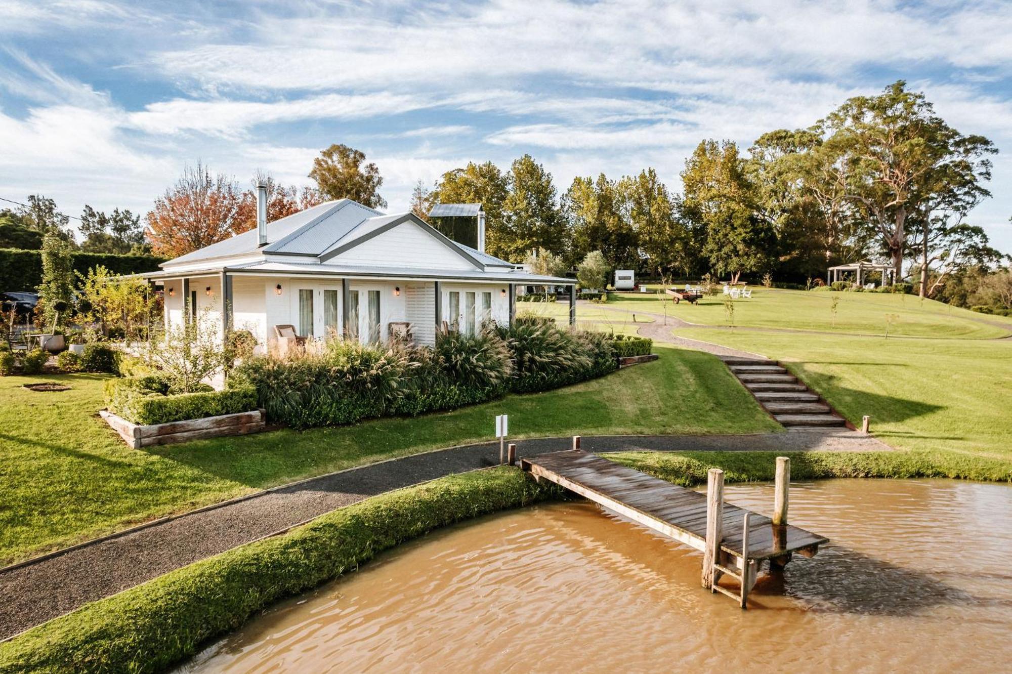 The Homestead Berry Exterior photo